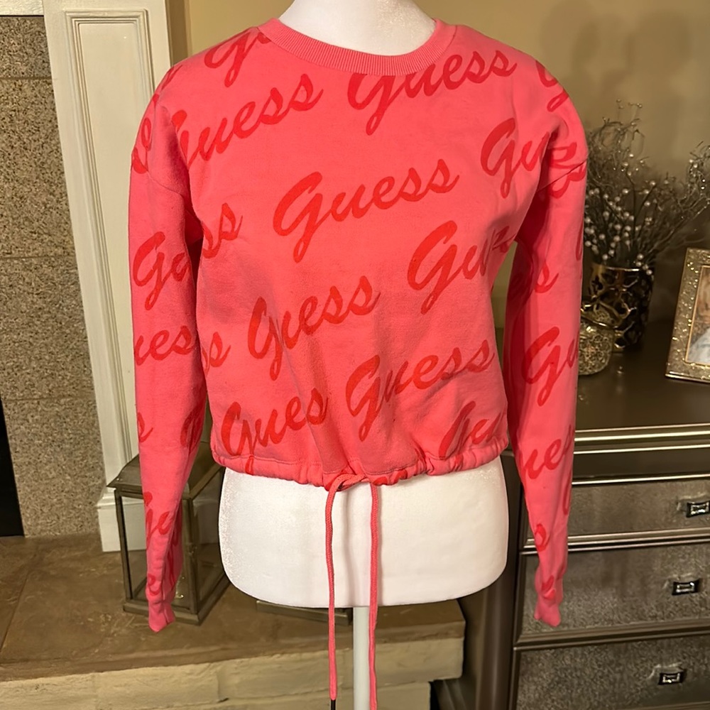 Guess pink pullover size S